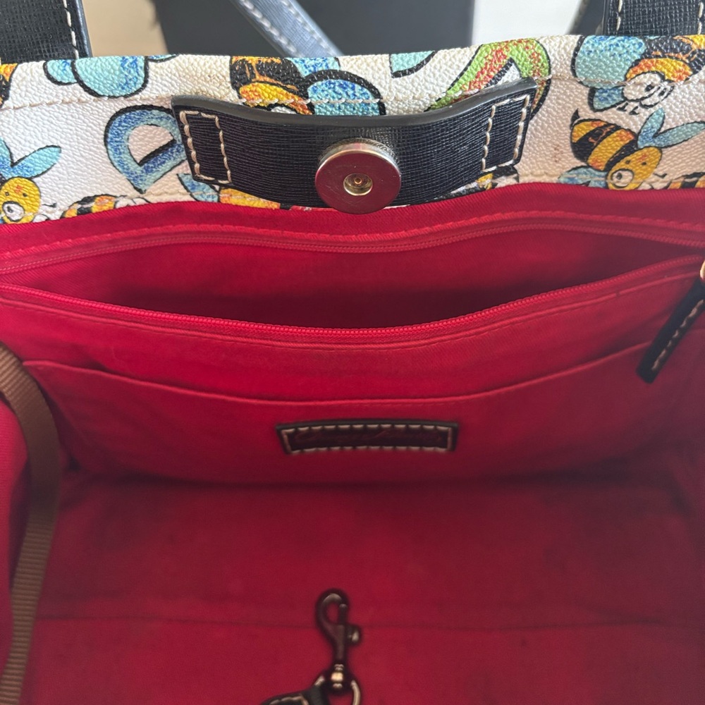 Dooney & Bourke White Bee Print Medium Tote W/Coin Purse - Picture 7 of 16